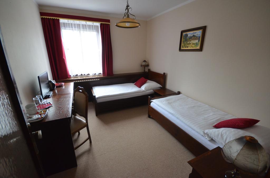 Velké Losiny Villa Zerotin Penzion Bed & Breakfast מראה חיצוני תמונה