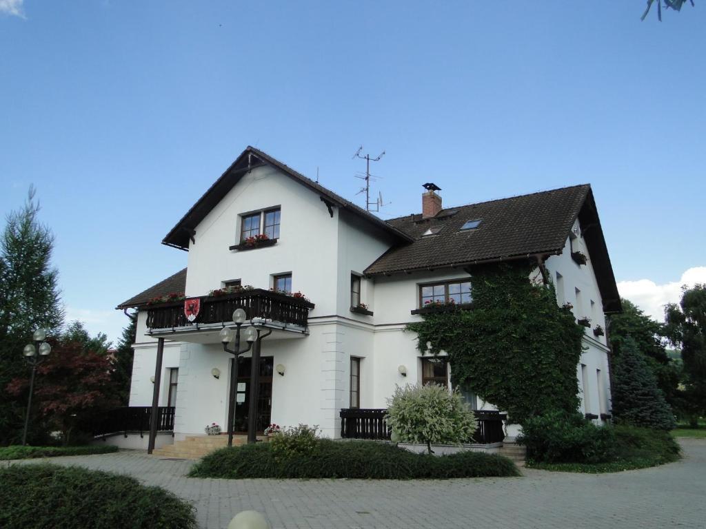 Velké Losiny Villa Zerotin Penzion Bed & Breakfast מראה חיצוני תמונה