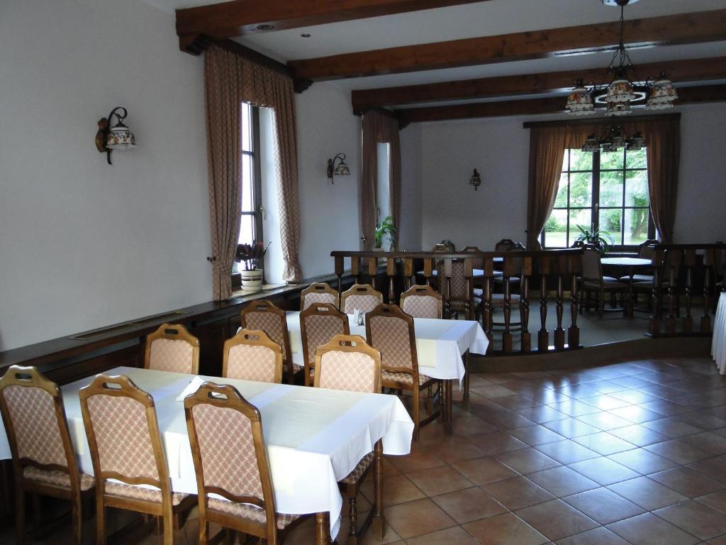 Velké Losiny Villa Zerotin Penzion Bed & Breakfast מראה חיצוני תמונה